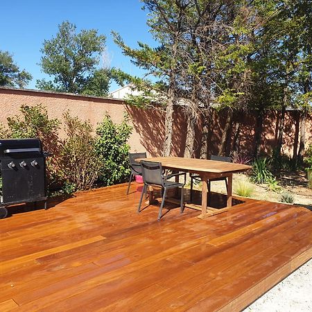 Vila Location Independante Au Coeur Des Alpilles Pour 2 Personnes Avec Jacuzzi Aureille Exteriér fotografie